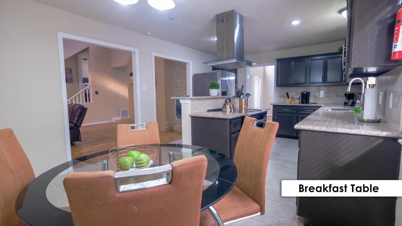 Pool House, 20 Minutes From Dt 4Bdr For 10 Guests - Winkleman Villa Хюстън Екстериор снимка