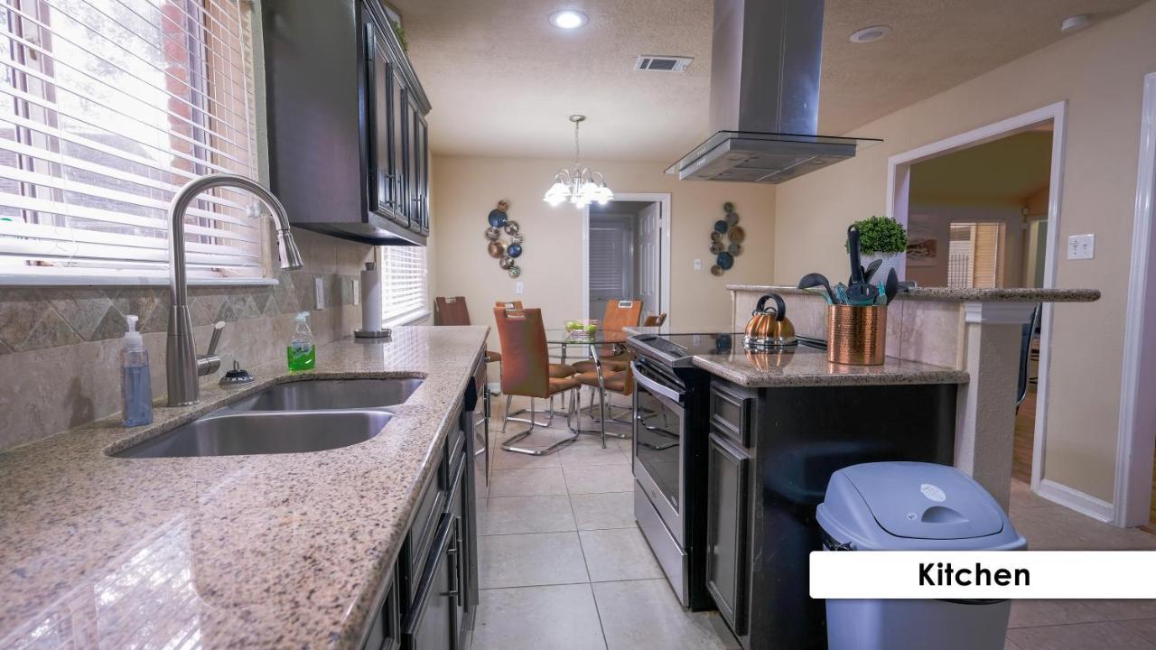 Pool House, 20 Minutes From Dt 4Bdr For 10 Guests - Winkleman Villa Хюстън Екстериор снимка